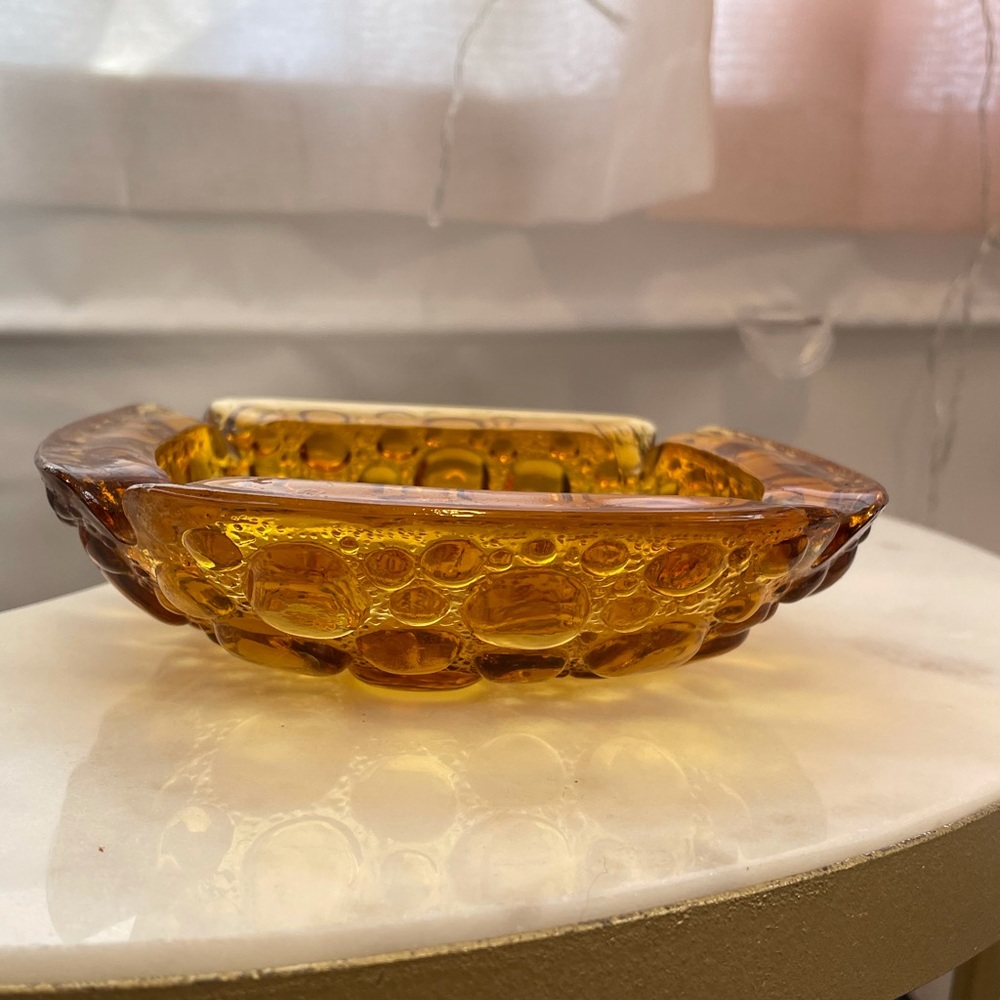 Vintage MCM Blenko Ashtray - Picture 6 of 14